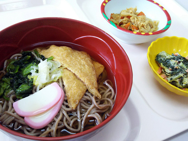 山崎病院では、栄養ばっちりな食事で入院も安心