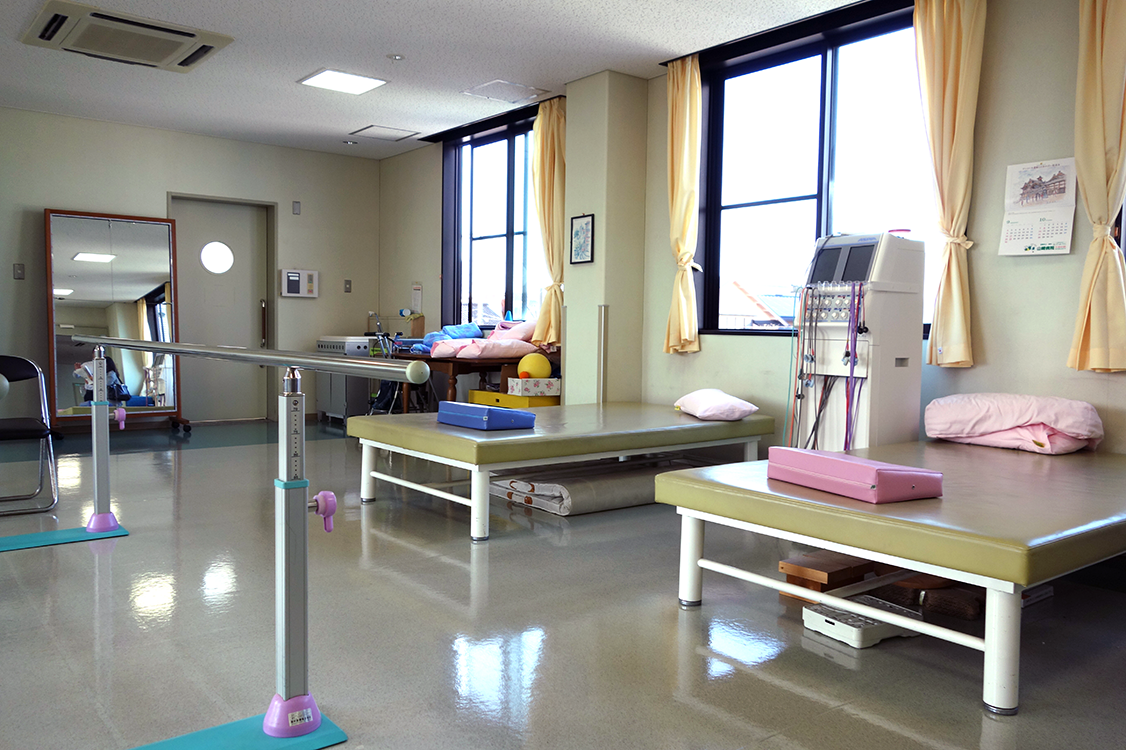 山崎病院のリハビリ施設